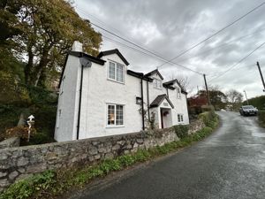 Photo 33- click for photo gallery